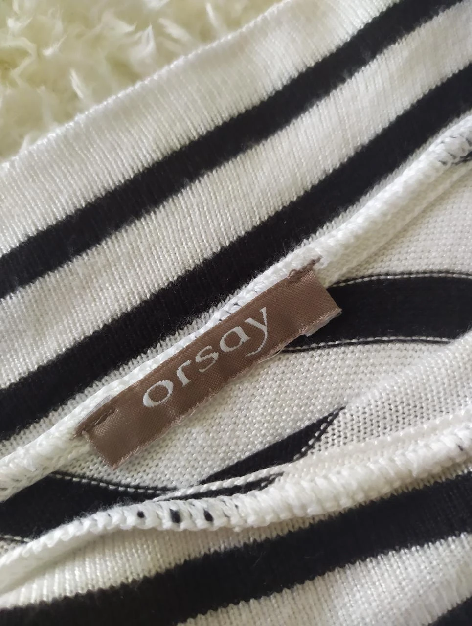 Breton Orsay L Pull rayé à épaules dénudées – photo 8